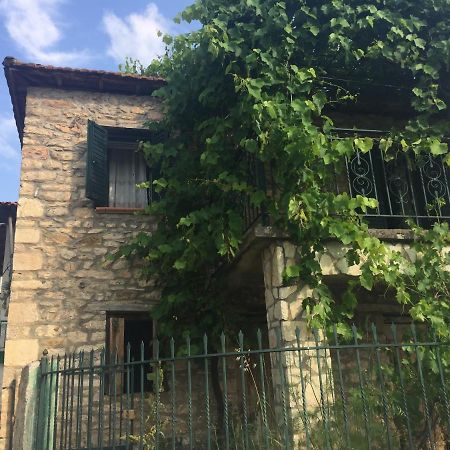 Kesemi Apartamento Kalavryta Exterior foto